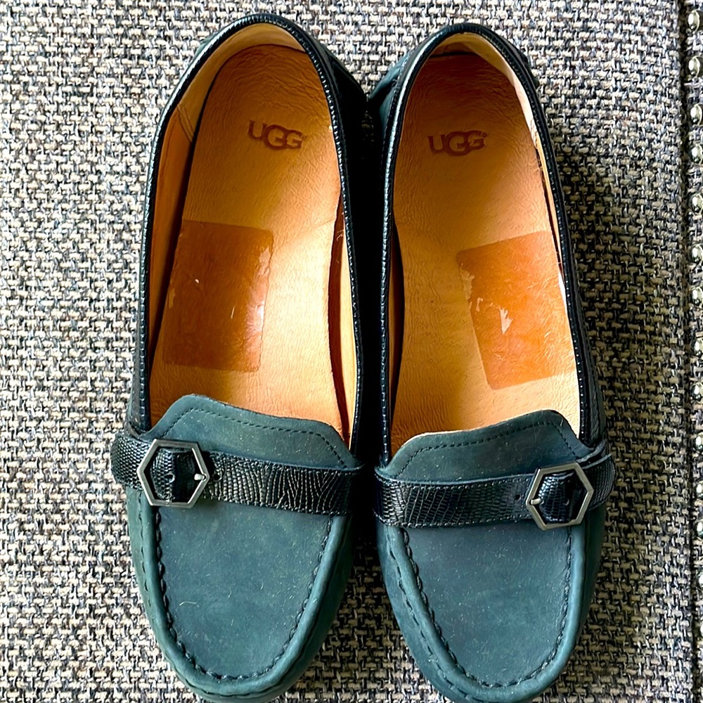 UGG, Size 8, Green Loafers